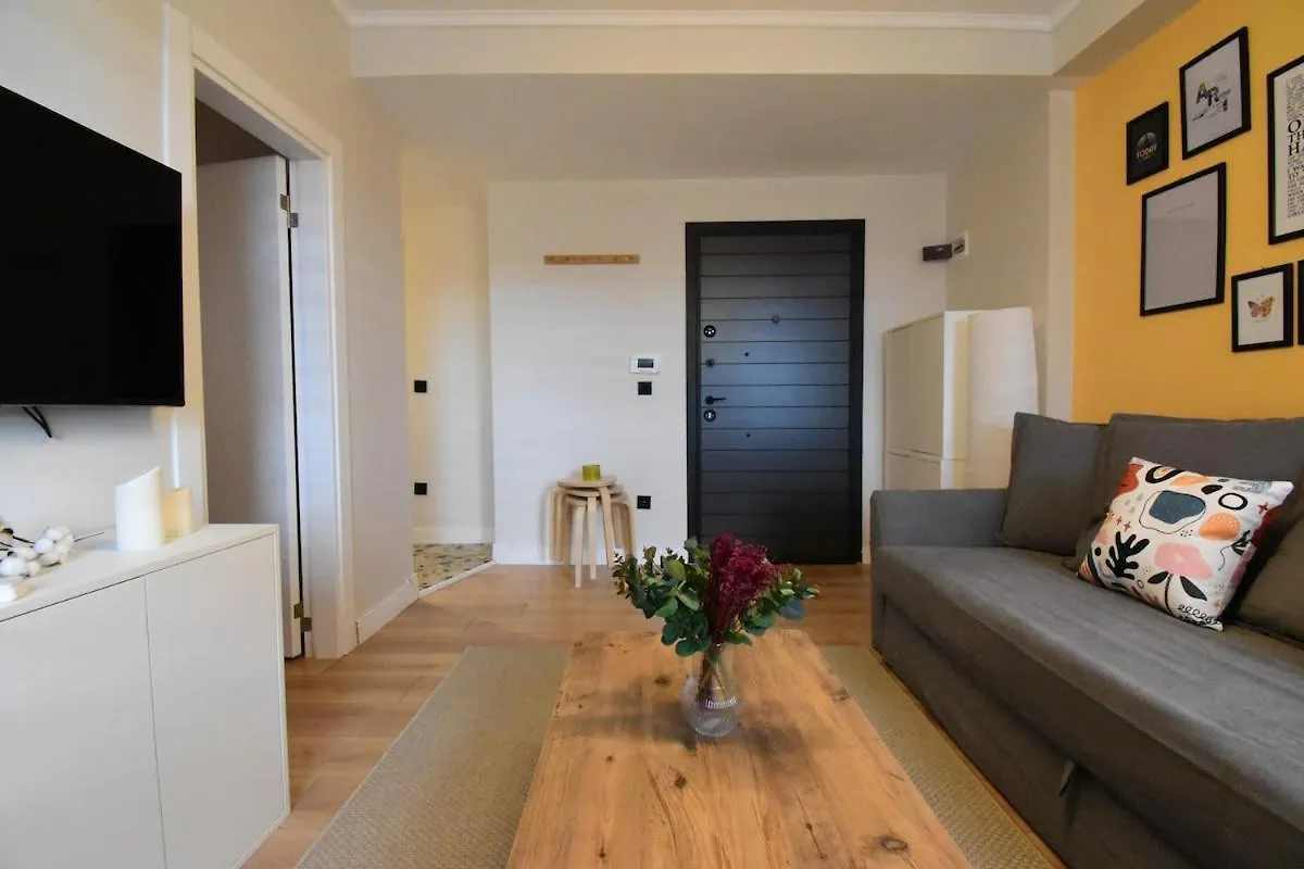 דירות איסטמבול Stunning 2Br 3Ac Near Metro - Ym 3